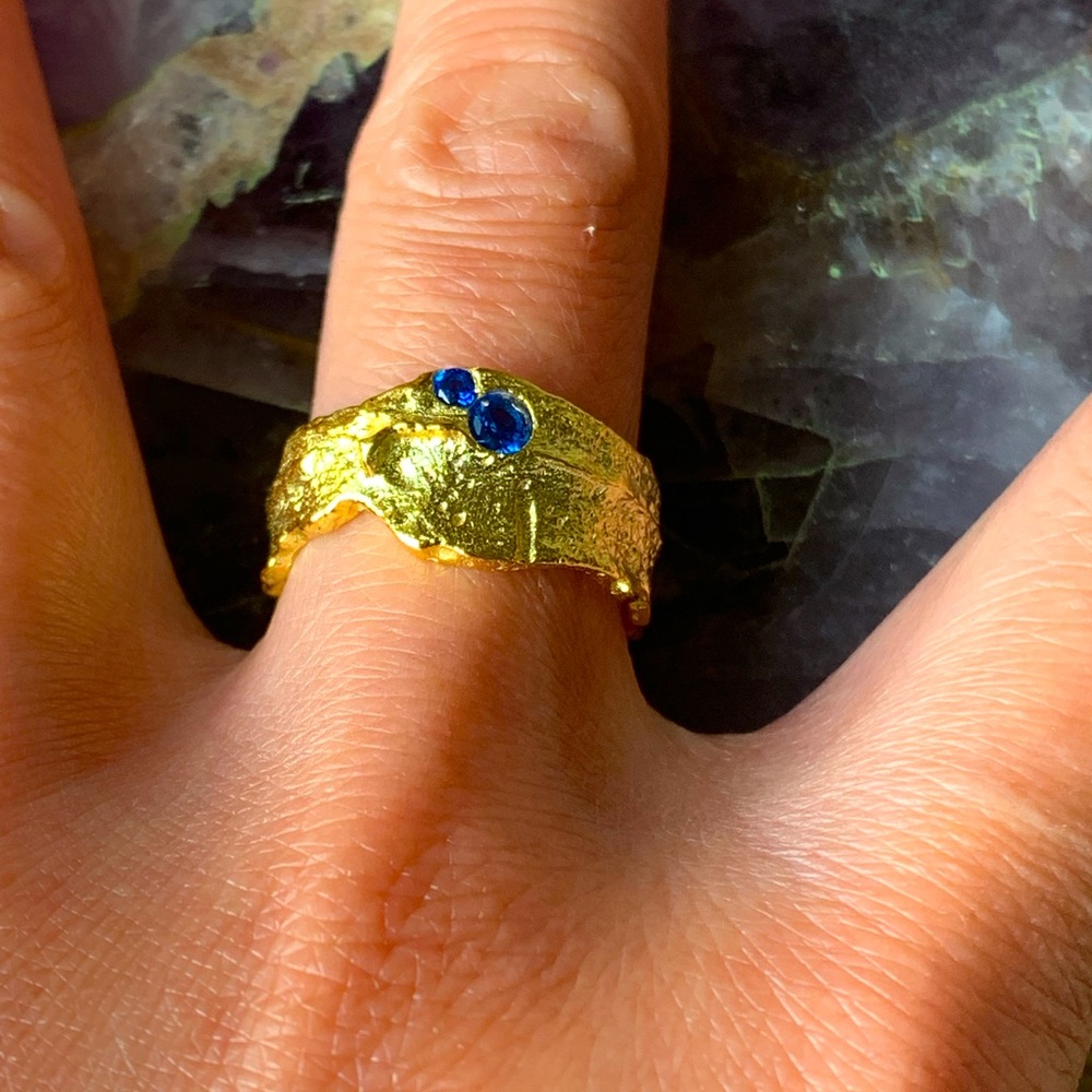 Classy Mika Abstract Ring